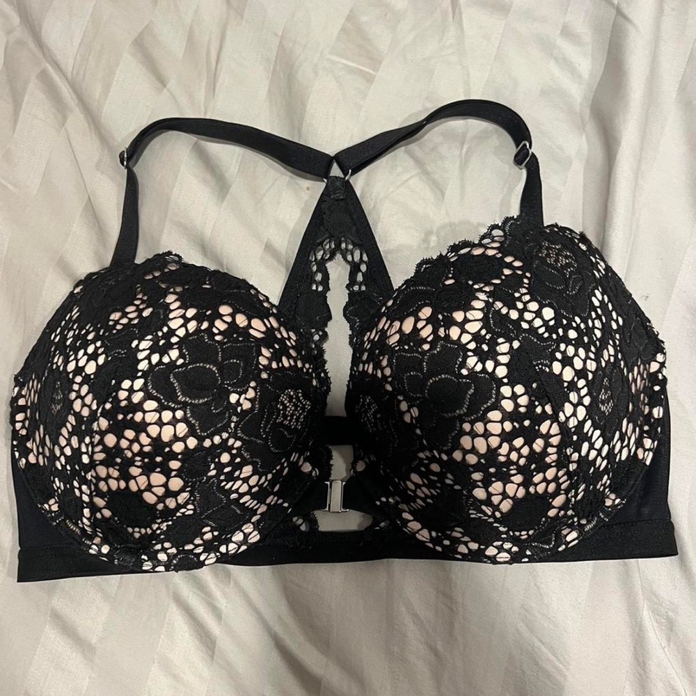 Victoria’s Secret “Very Sexy” lace push up bra
